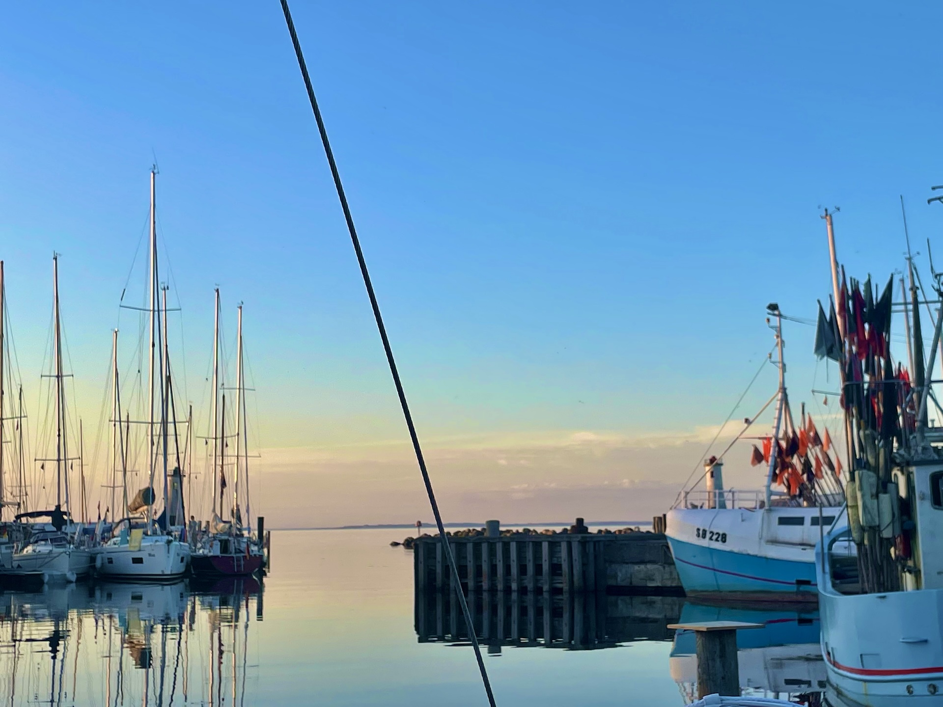Stiller Morgenhafen